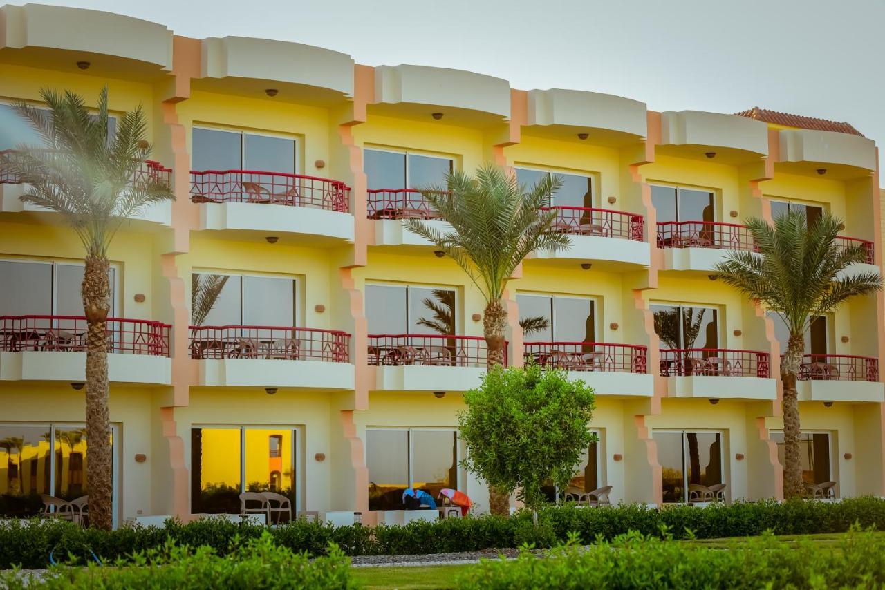 Amarina Queen Resort & Aqua Park Marsa Alam Bagian luar foto