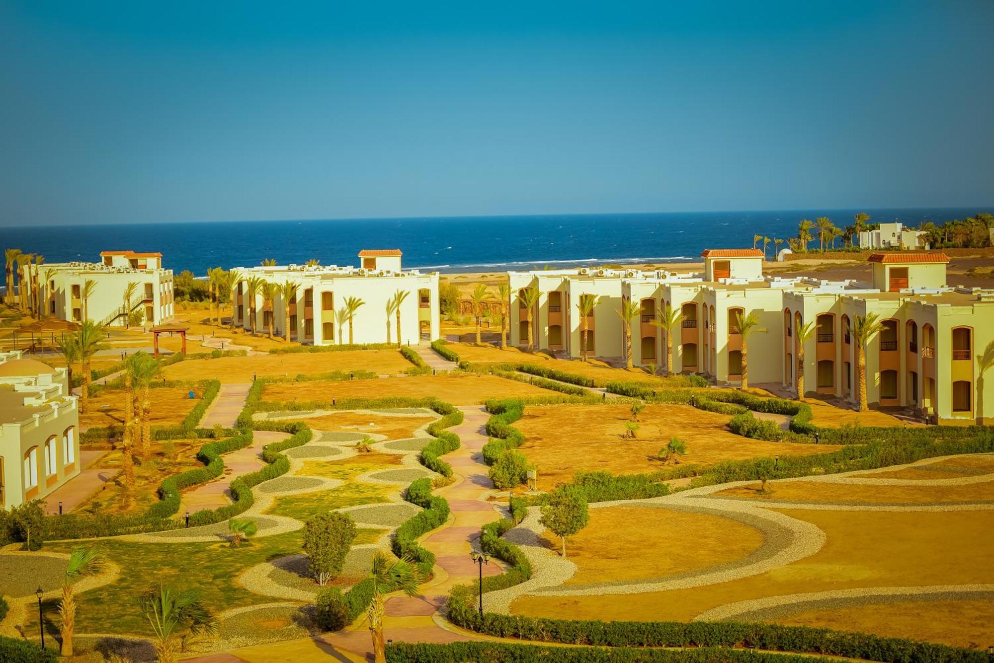 Amarina Queen Resort & Aqua Park Marsa Alam Bagian luar foto